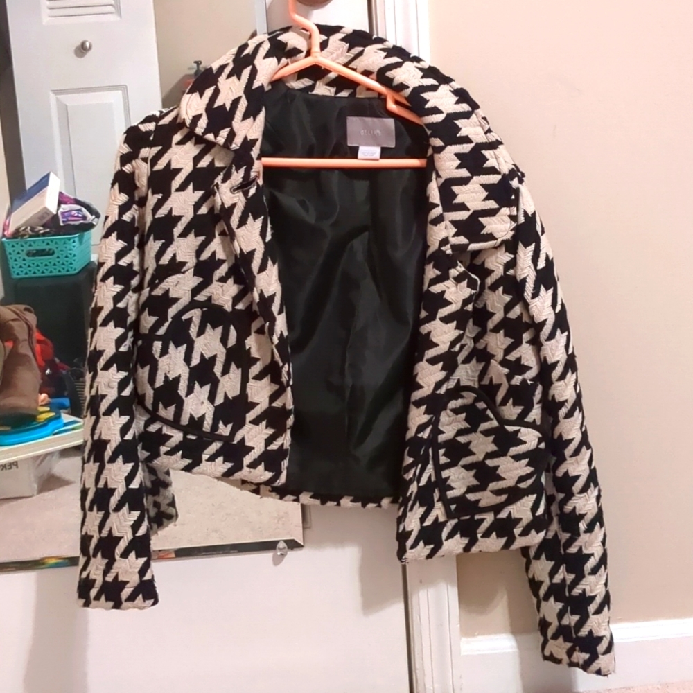 Delias Houndstooth Cropped Jacket